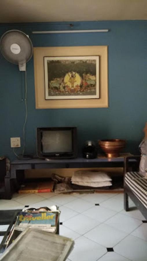 Hotel Abhishek ,Nashik Exteriör bild