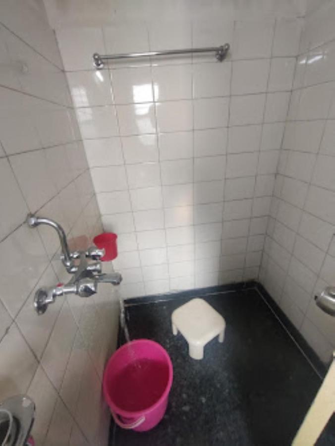 Hotel Abhishek ,Nashik Exteriör bild